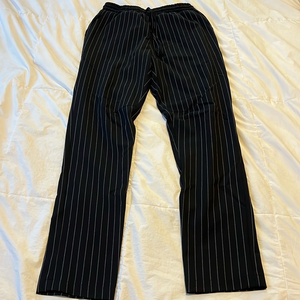 MNML pin striped pants